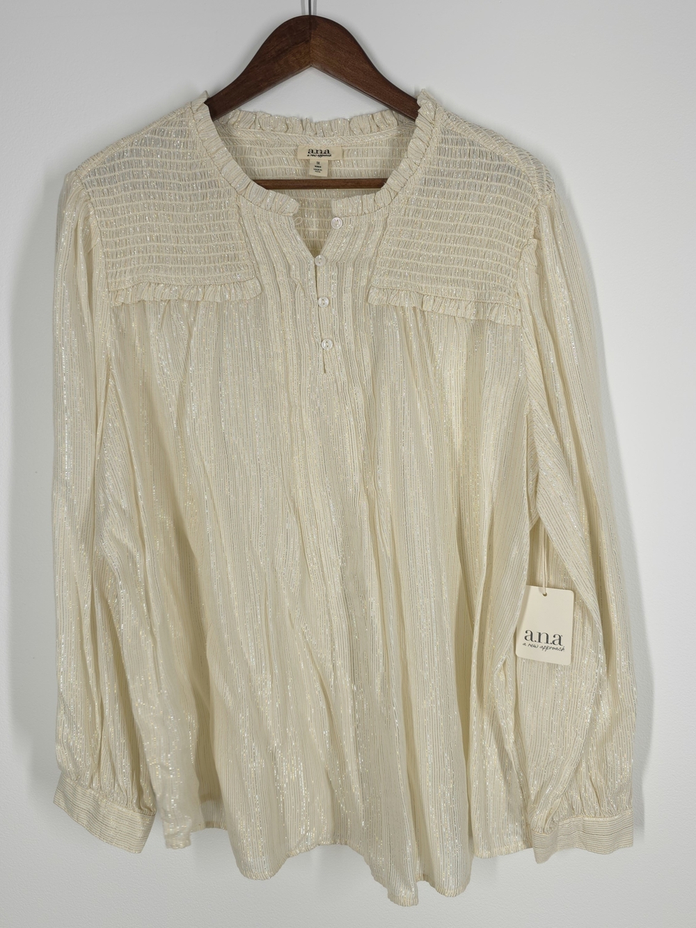 a.n.a A New Approach Metallic Stripe Blouse Ivory Gold Women’s 1X NWT